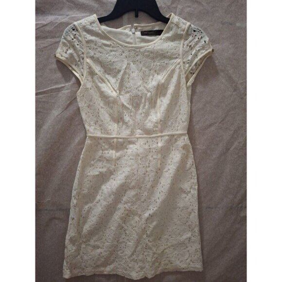 THE LIMITED Women's Cream Colored Lace Dress Size 0 - Picture 1 of 9